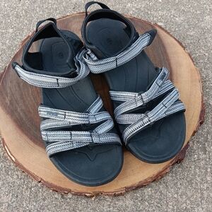 Teva| Black/White Tirra Sandal Wmns 6.5  Strappy Open Toe Slip On Casual Comfort